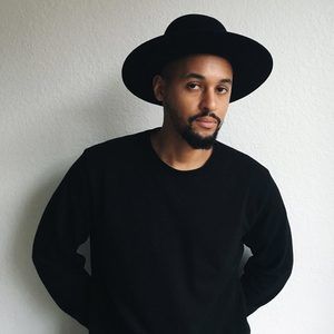 Meet your Posher, Carl